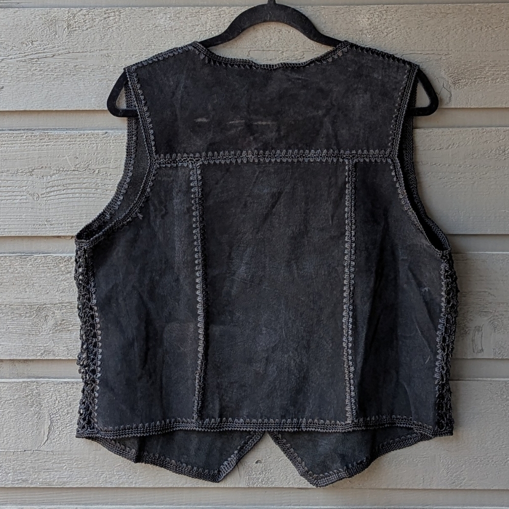 VTG 80s Black Suede Leather Crochet Patchwork Vest Size XL - Picture 4 of 6
